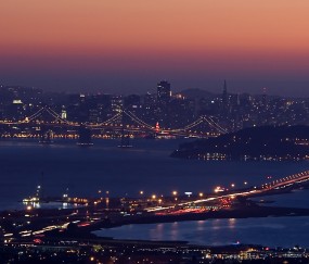 小孩吃红薯完成发烧